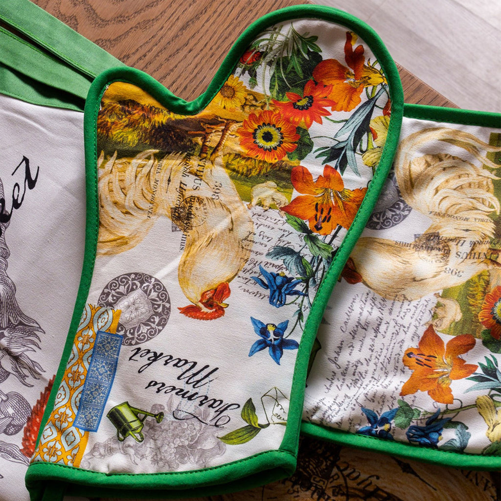 Heat Resistant Patterned Special Oven Glove and Holder Set