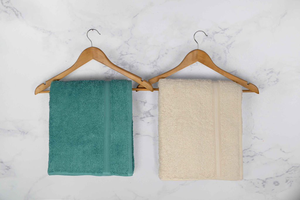 Mistley Collection Cotton Bath Towel Set of 2 - Cream & Turquoise