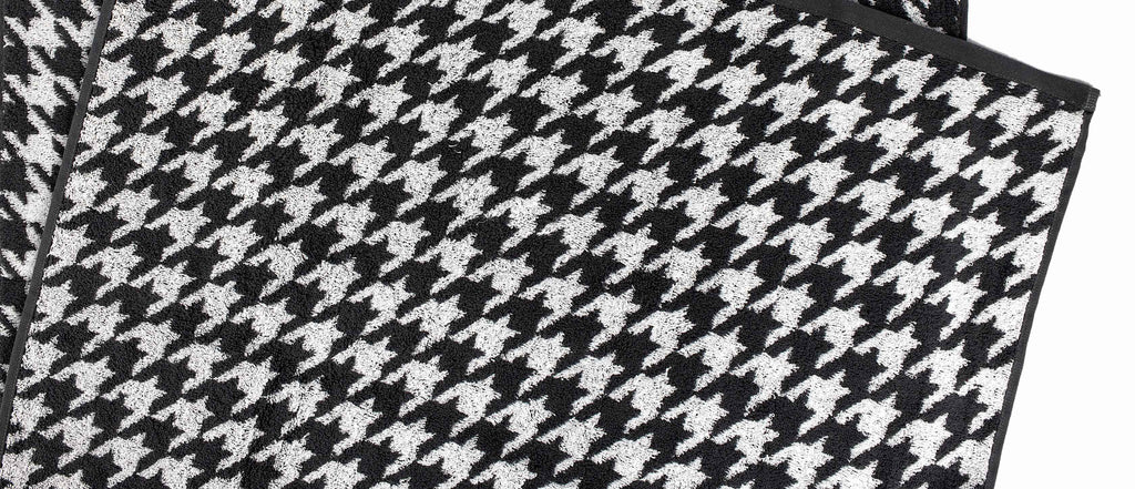 Tyne Collection Cotton Bath Towel - Black & White Houndstooth