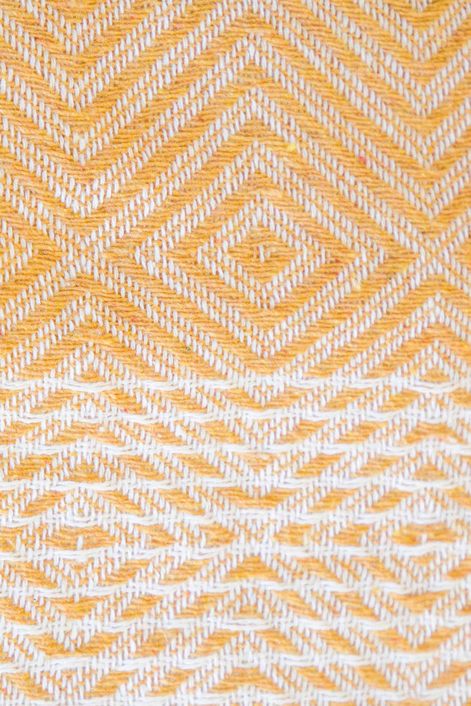 Cotswold Cotton Two-toned Chevron Design Blanket With Tassels