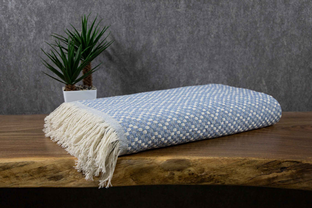 Cotswold Cotton Textured ZigZag Pattern Design Blanket With Tassels