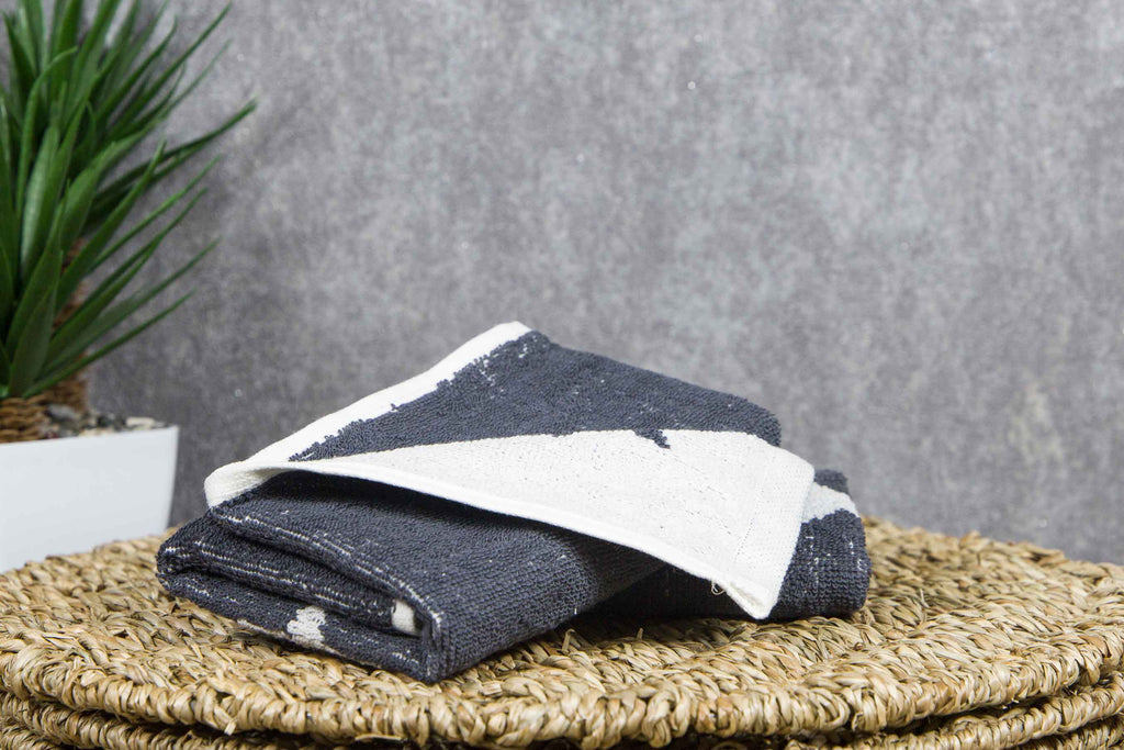 Tyne Collection of Cotton Guest Towels Set of 2 - Anthracite & White Stars