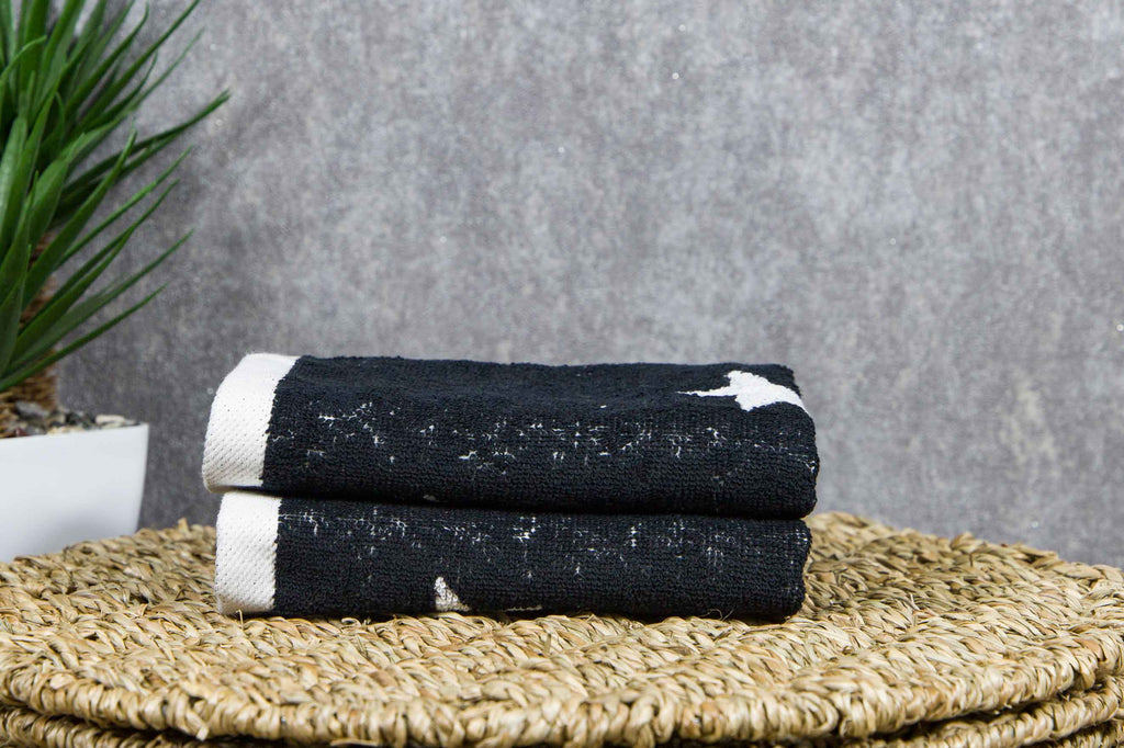 Tyne Collection of Cotton Guest Towel Set of 2 - Black & White Stars