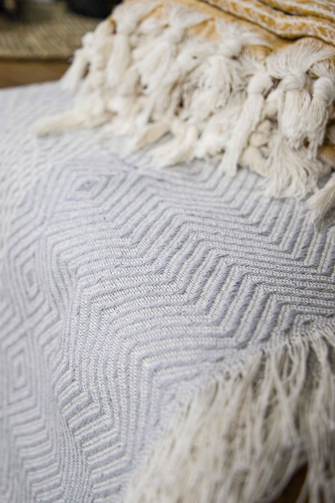 Cotswold Cotton Two-toned Chevron Design Blanket With Tassels