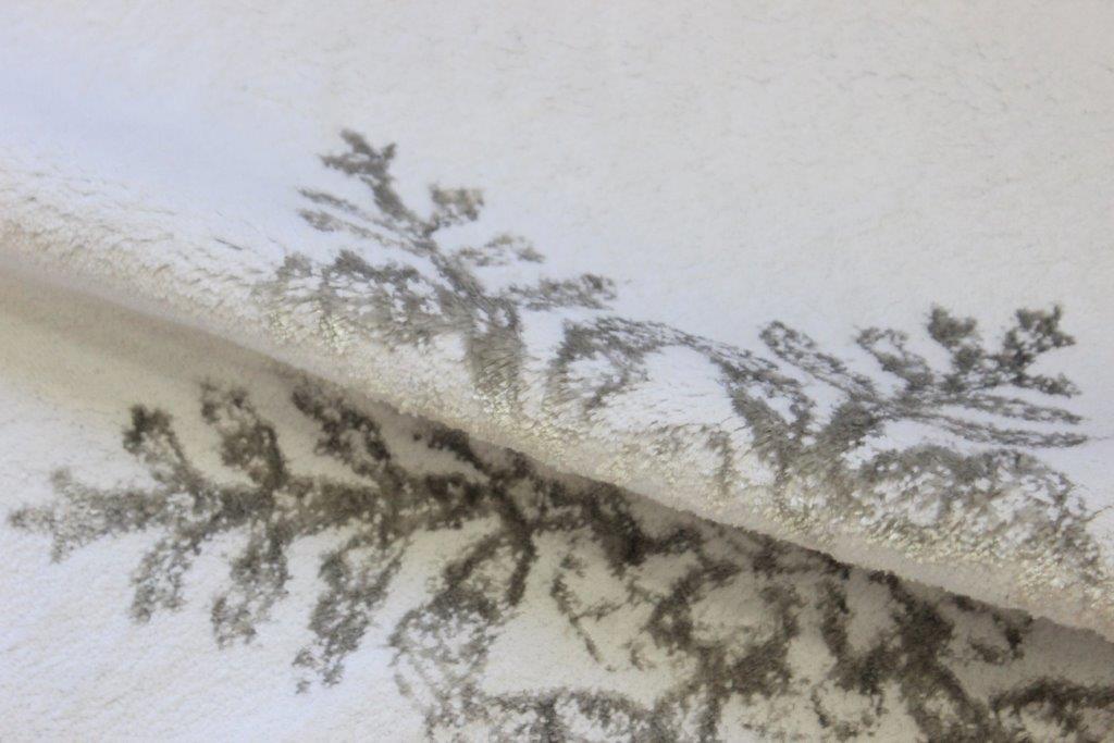 Snowflake Design Super Soft Cotton Viscose Blend Bath Rug