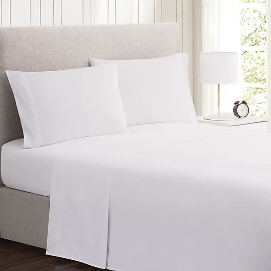 Elastic Corner Double Fitted Sheet Set in White With 2 Pillow Covers