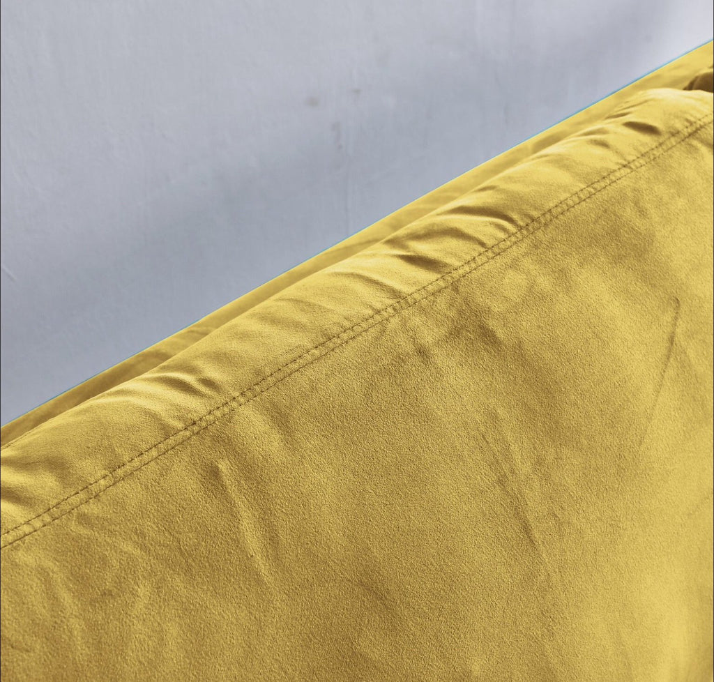 Rubeza Scott Big Cushion (Back) - Gold