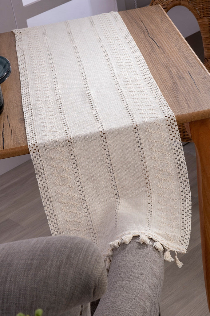 Full Laced Table Runner